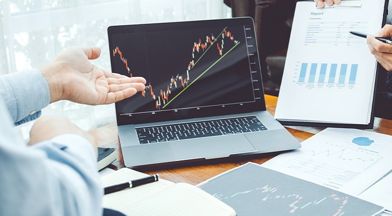 تحلیل بنیادی چیست؟